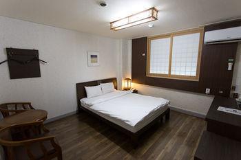 Benikea Jeonju Hansung Tourist Hotel Esterno foto
